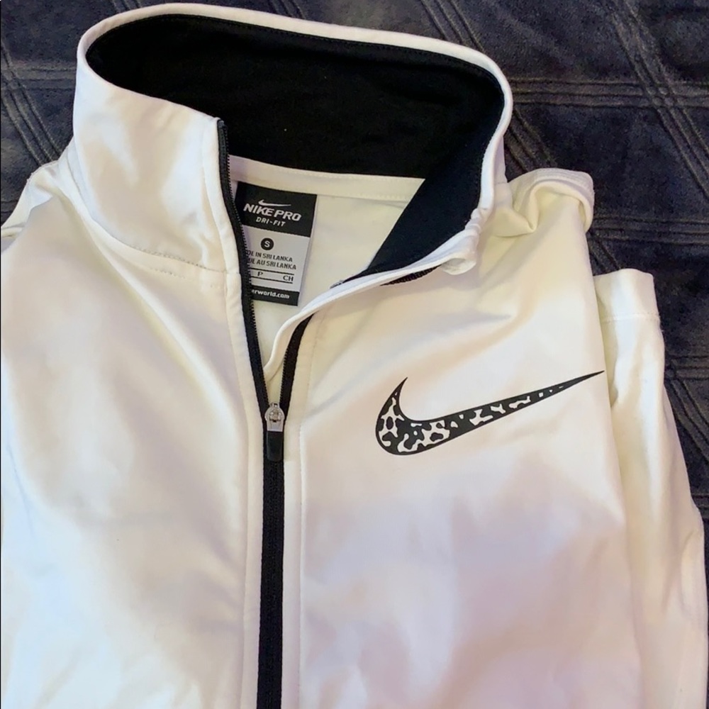 Nike Pro Half ZIP
